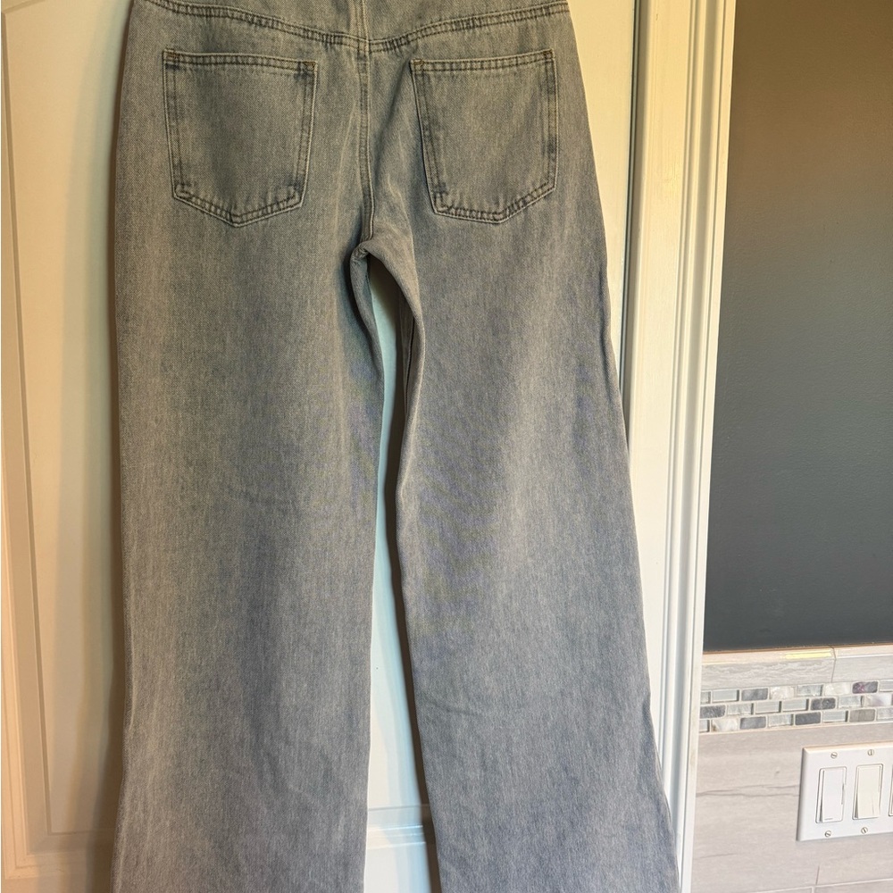 Edikted Raelynn Low Rise Jeans - Picture 2 of 8